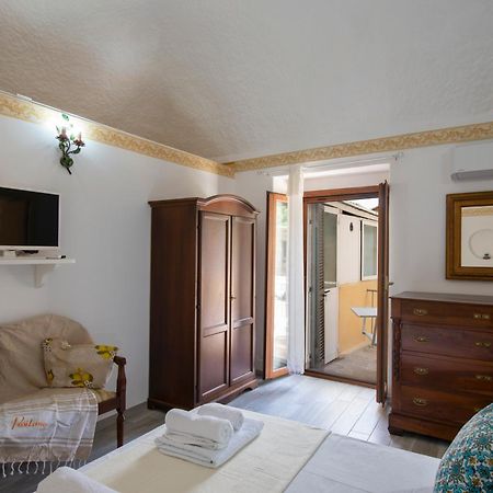 Amore Rentals - Casa Barbera B Positano Exterior photo