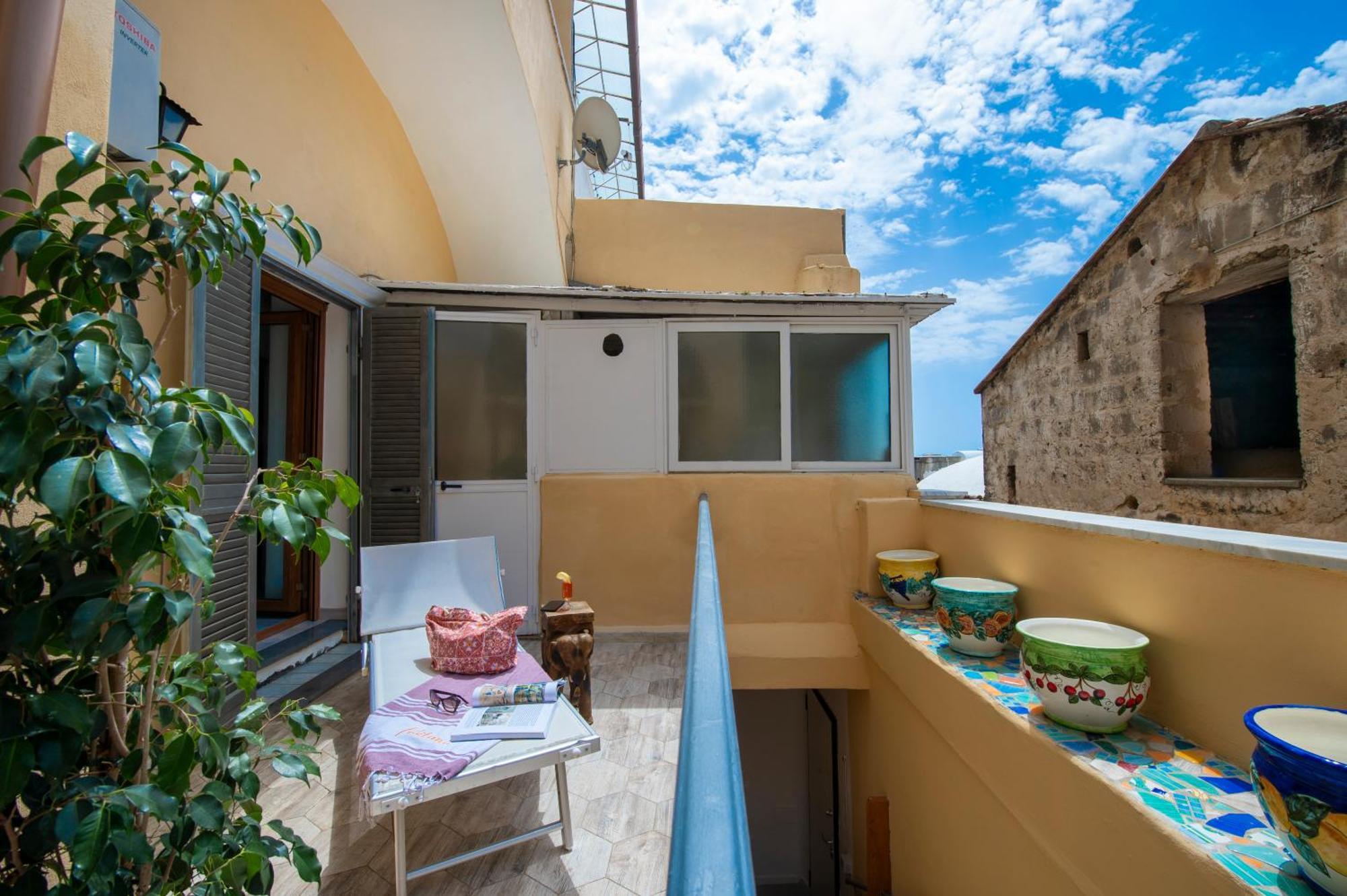 Amore Rentals - Casa Barbera B Positano Exterior photo